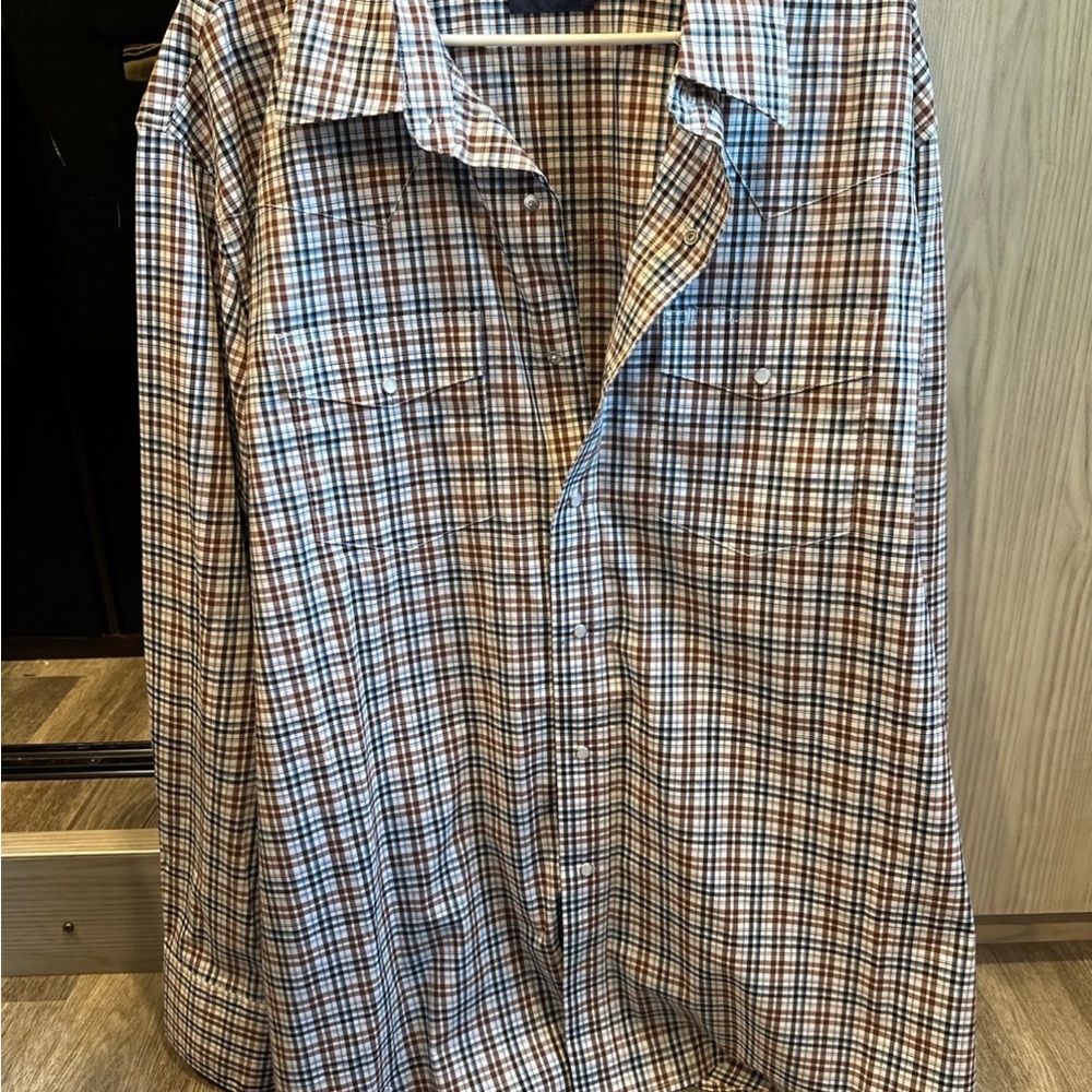 NWOT wrangler button shirt